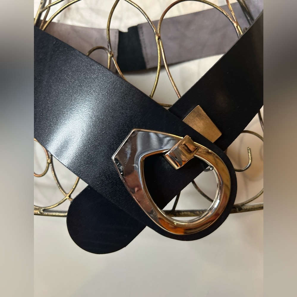Leather belt - Picture 8 of 11
